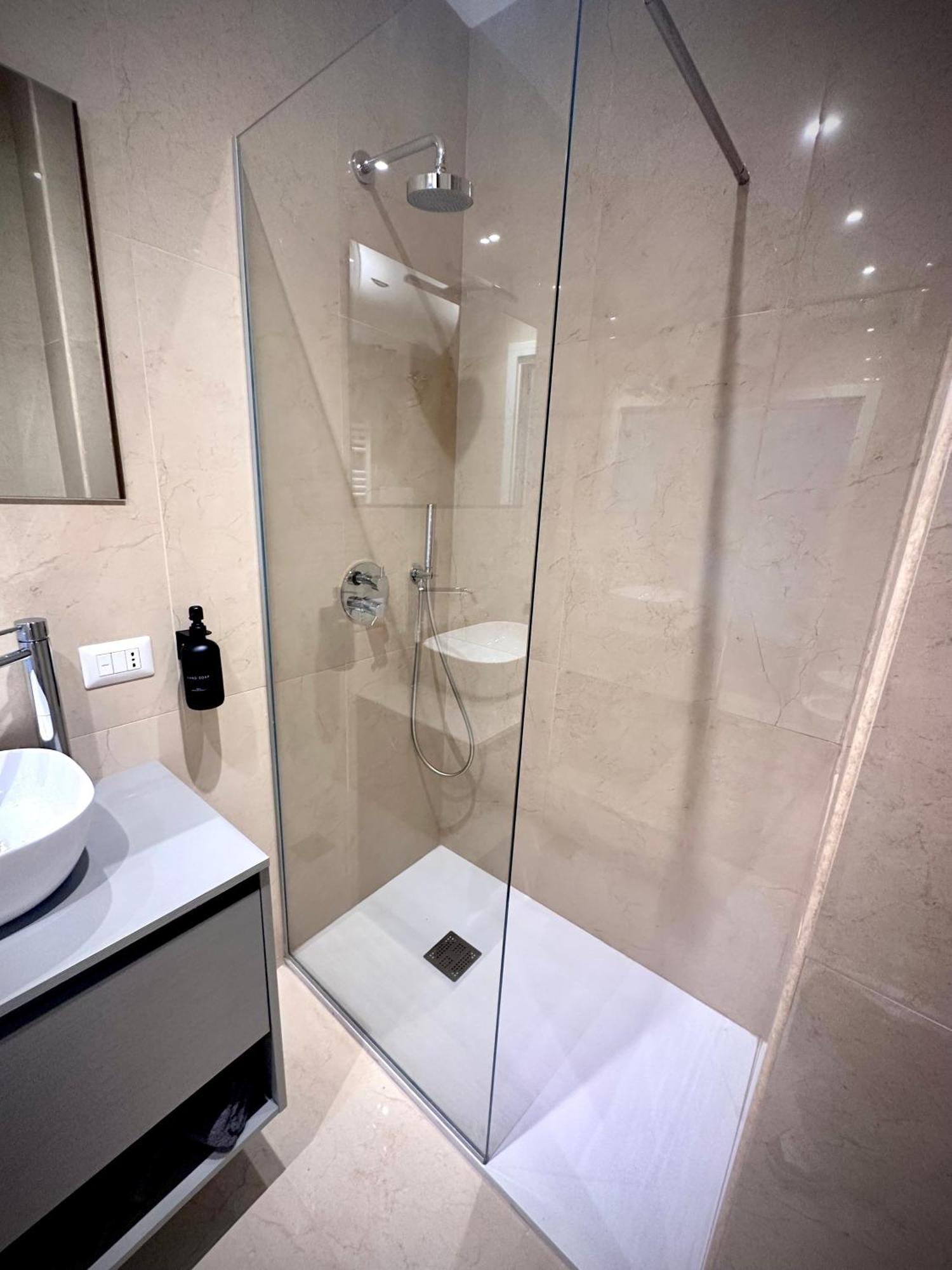 Dimora Pugliami Apartment Bari Luaran gambar